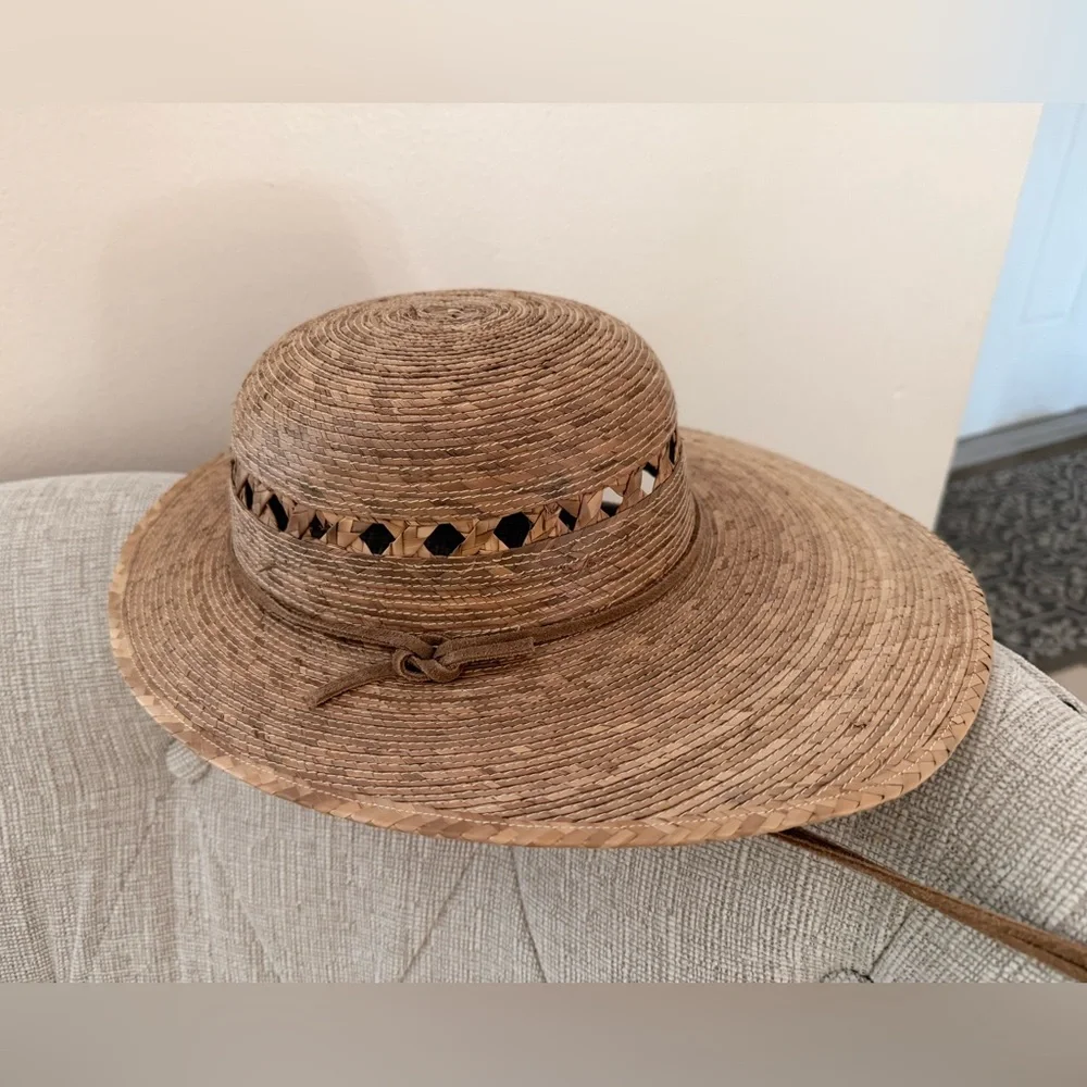 NWT Tula Hat Leather Visor Wide Brim Chin Strap Vented Hard Straw - Picture 8 of 8